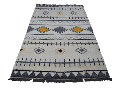 Hand Knotted Moroccan Style Rug, 197 x 314 cm