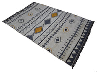 Hand Knotted Moroccan Style Rug, 197 x 314 cm
