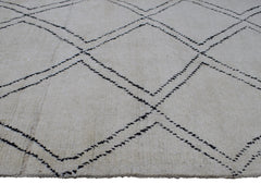 Hand Knotted Moroccan Style Rug, 152 x 275 cm