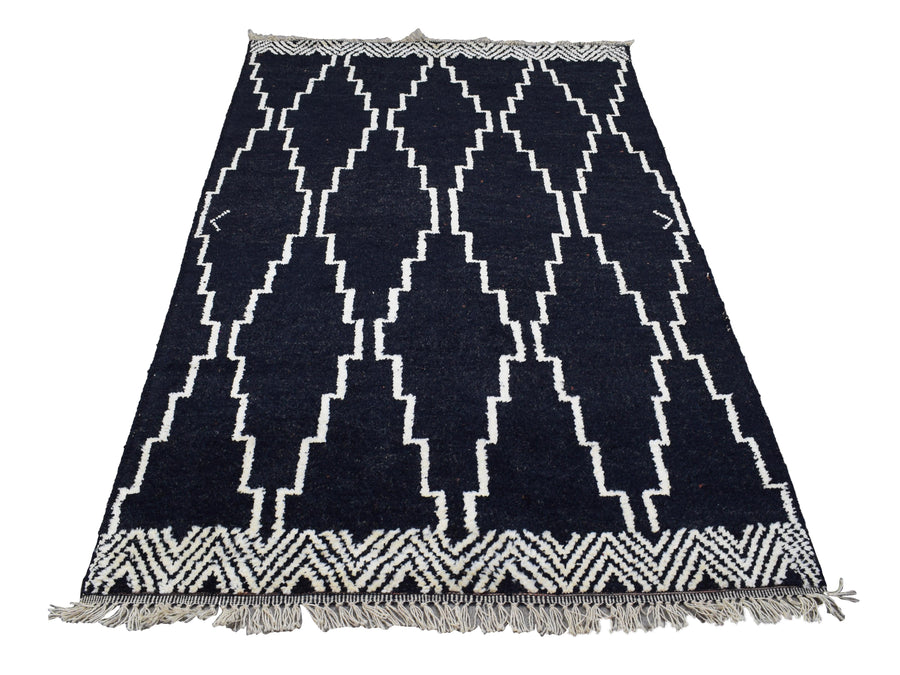 Hand Knotted Moroccan Style Rug, 153 x 263 cm