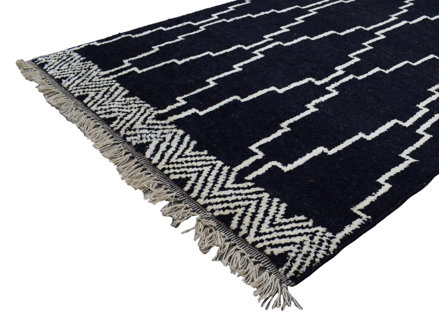 Hand Knotted Moroccan Style Rug, 153 x 263 cm