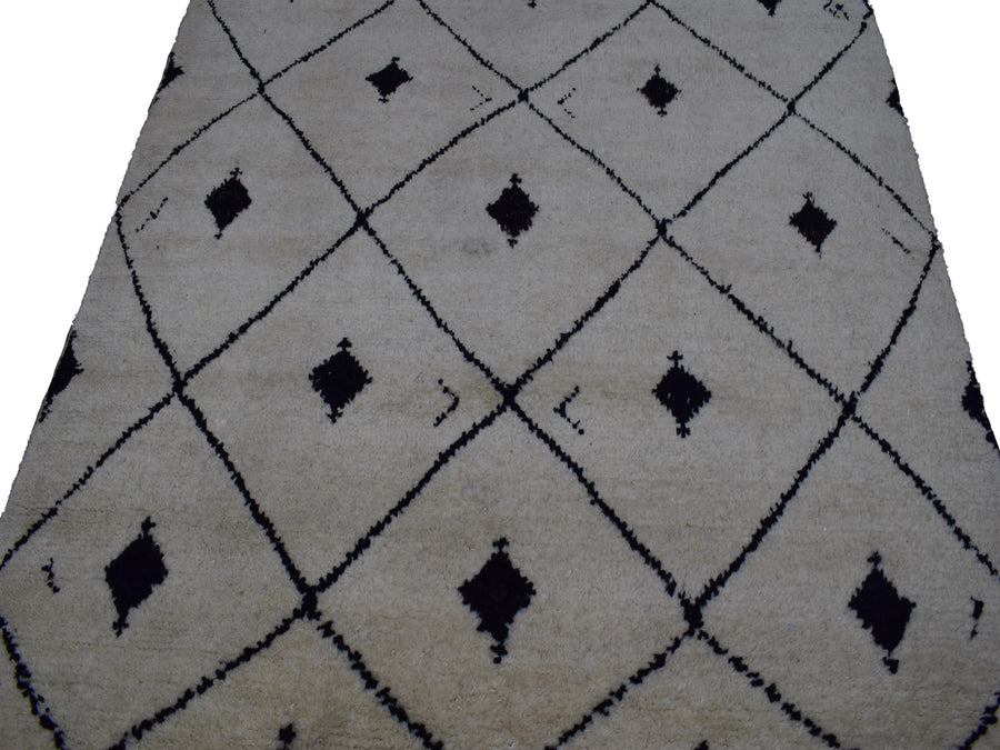 Hand Knotted Moroccan Style Rug, 149 x 250 cm