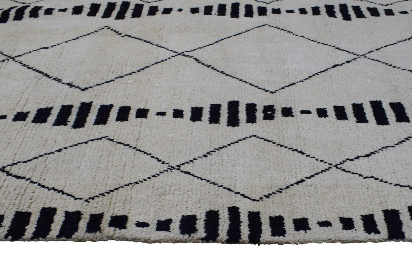 Moroccan Style Rug – Wheat Cadence