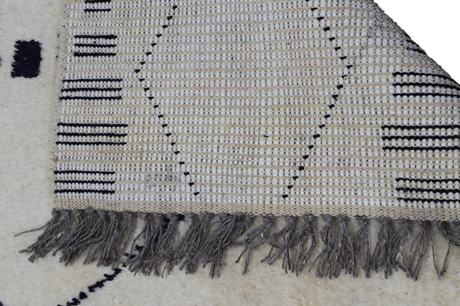 Hand Knotted Moroccan Style Rug, 166 x 288 cm