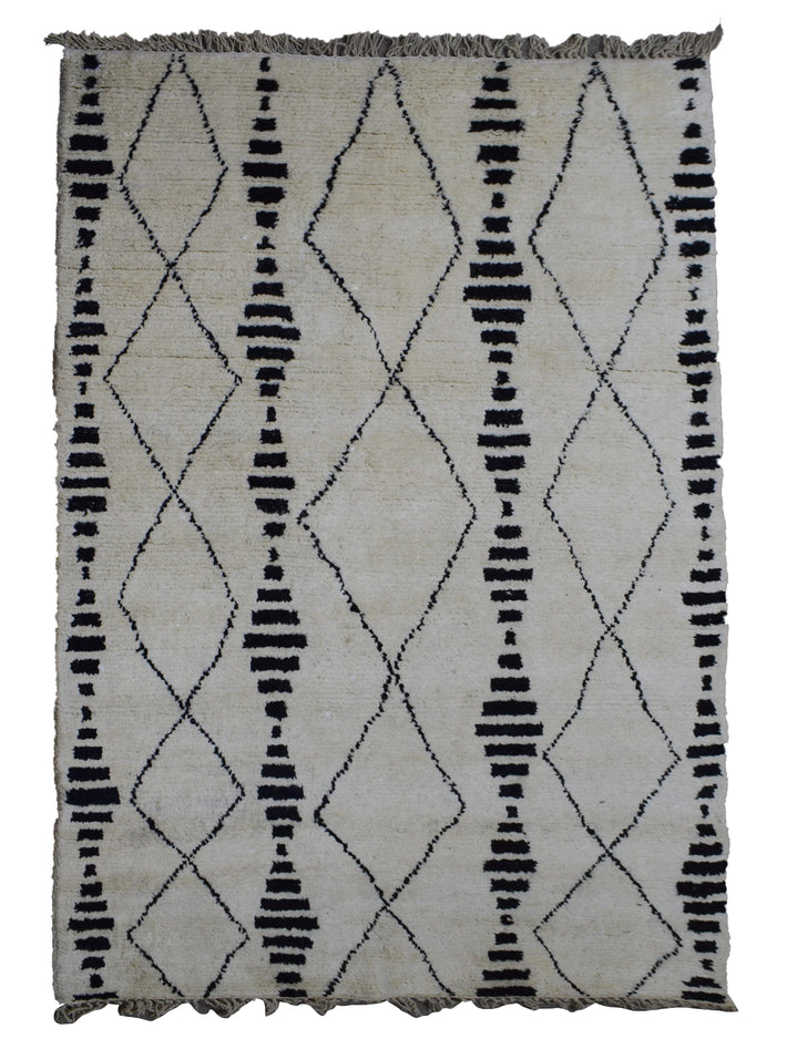 Hand Knotted Moroccan Style Rug, 150 x 248 cm
