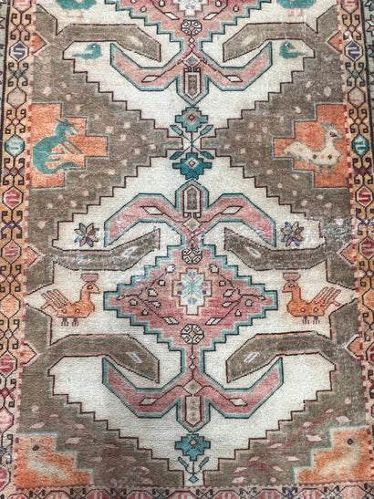 Shiraz Persian Runner, 100 x 272 cm