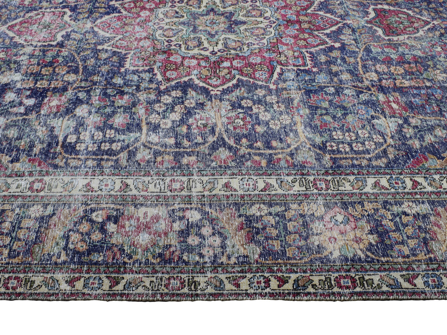 DISTRESSED Vintage Persian Rug, 242 x 330 cm