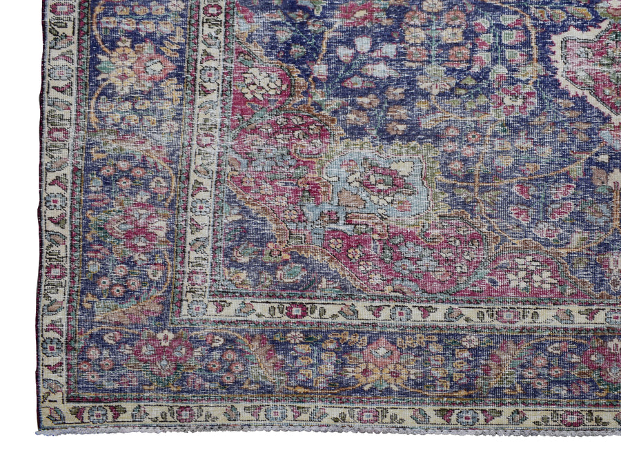 DISTRESSED Vintage Persian Rug, 248 x 330 cm