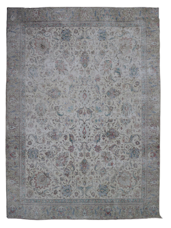 DISTRESSED Vintage Persian Rug, 271 x 322 cm