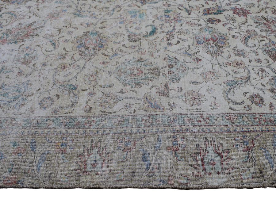 DISTRESSED Vintage Persian Rug, 271 x 322 cm