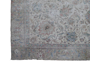 DISTRESSED Vintage Persian Rug, 271 x 322 cm