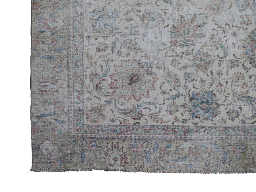 DISTRESSED Vintage Persian Rug, 271 x 322 cm
