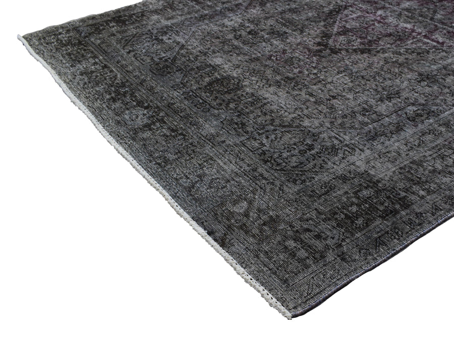 OVERDYED Vintage Persian Rug, 188 x 285 cm