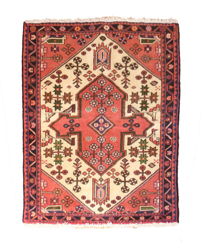 Hamadan   103 x 147 cm