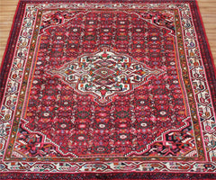 Hand Knotted Vintage Hamadan Persian Rug, 160 x 207 cm