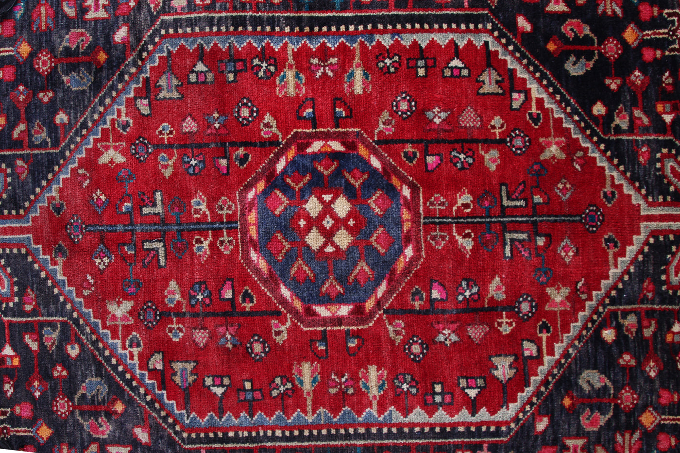 Vintage Tuyserkan Persian Rug – Carmine Trellis
