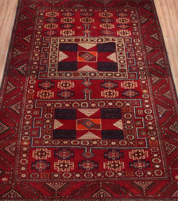Baluchi Persian Rug, 153 x 216 cm