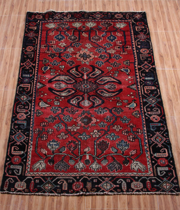 Hamadan Persian Rug, 125 x 195 cm