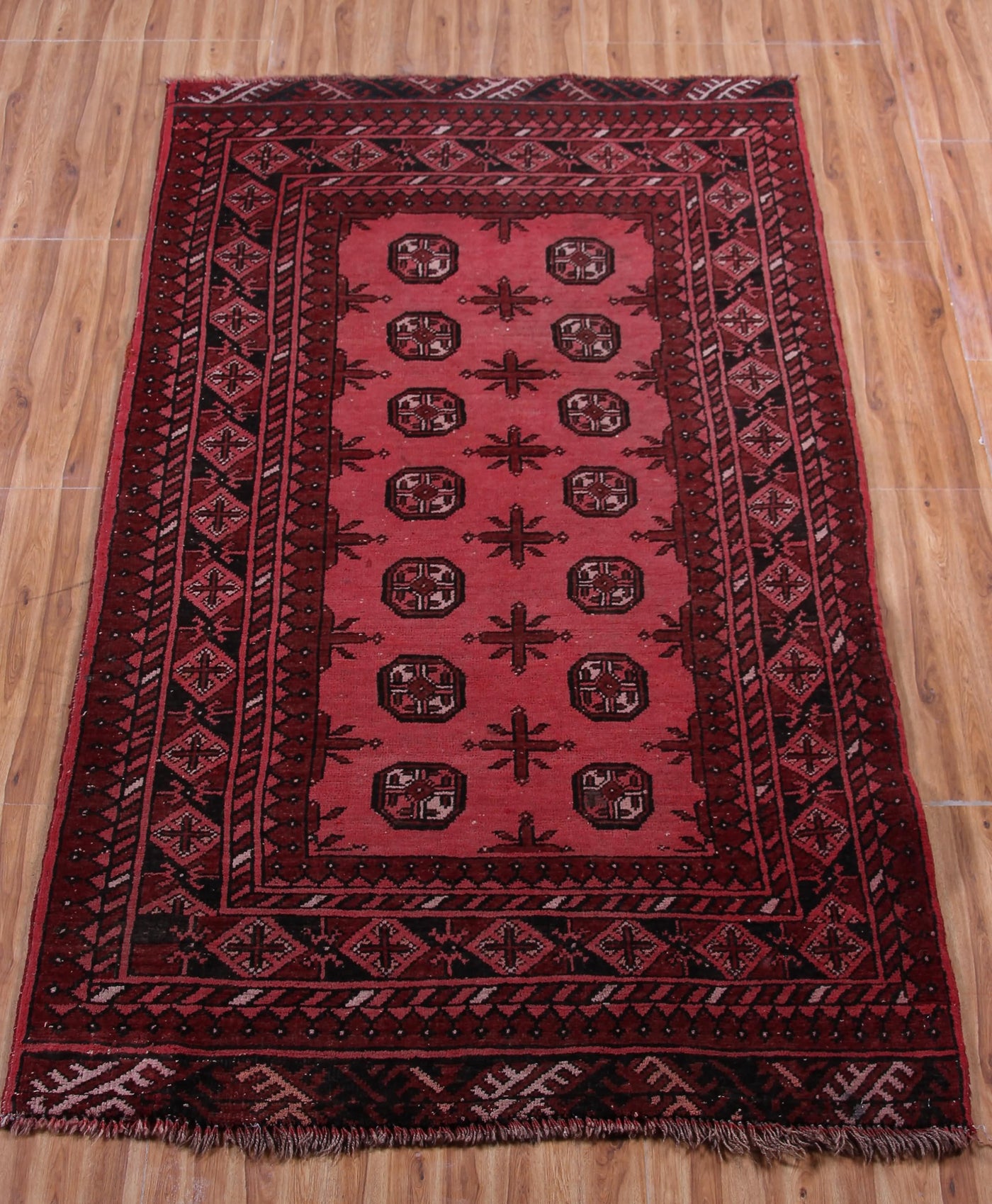 Vintage Turkmen Persian Rug – Pomegranate Mandala