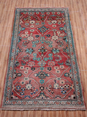 Arak Persian Rug, 108 x 226 cm