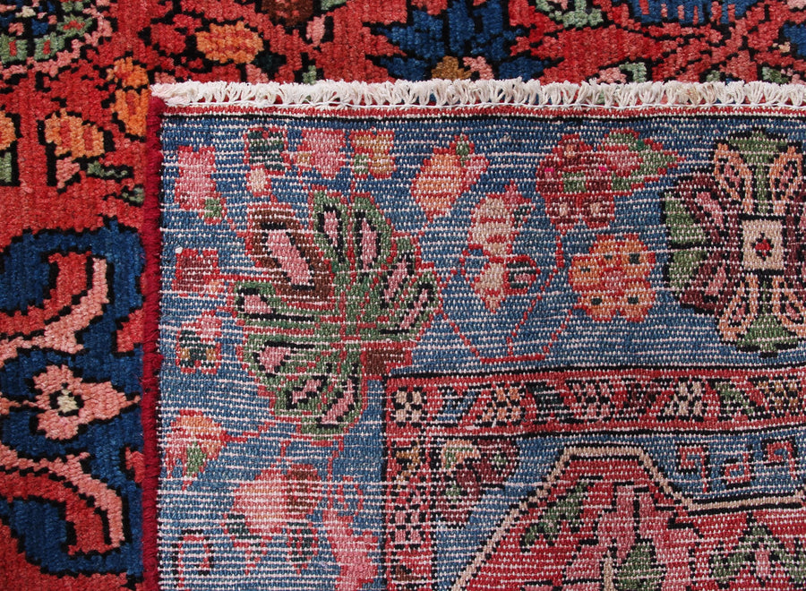 Nahavand Persian Rug – Coral Blossom