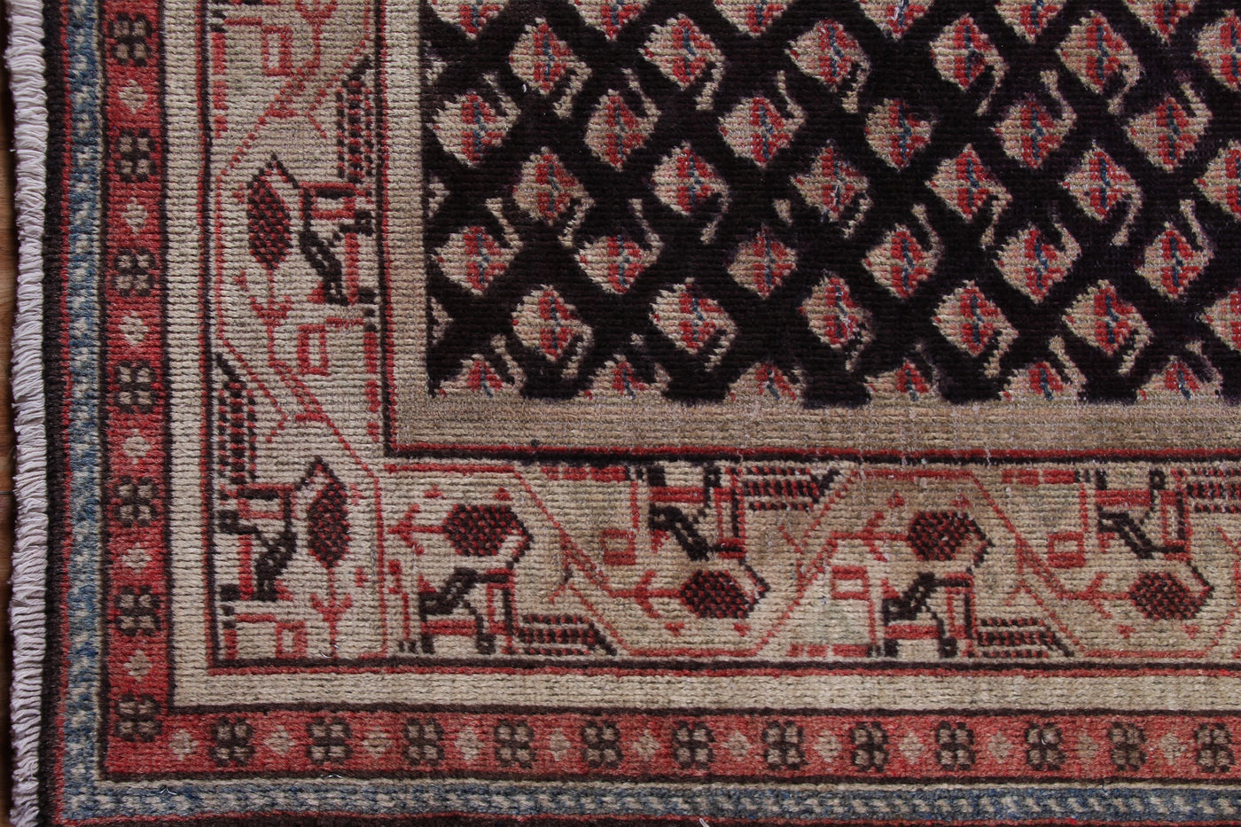 Vintage Arak Persian Runner Rug – Vermilion Cadence