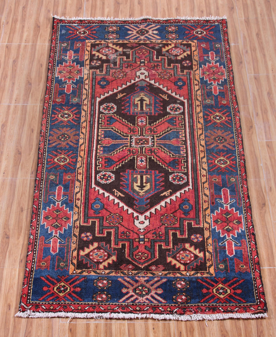 Zanjan Persian Rug, 110 x 197 cm