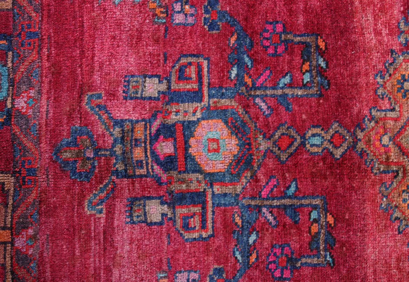 Vintage Lori Persian Rug – Carmine Fade