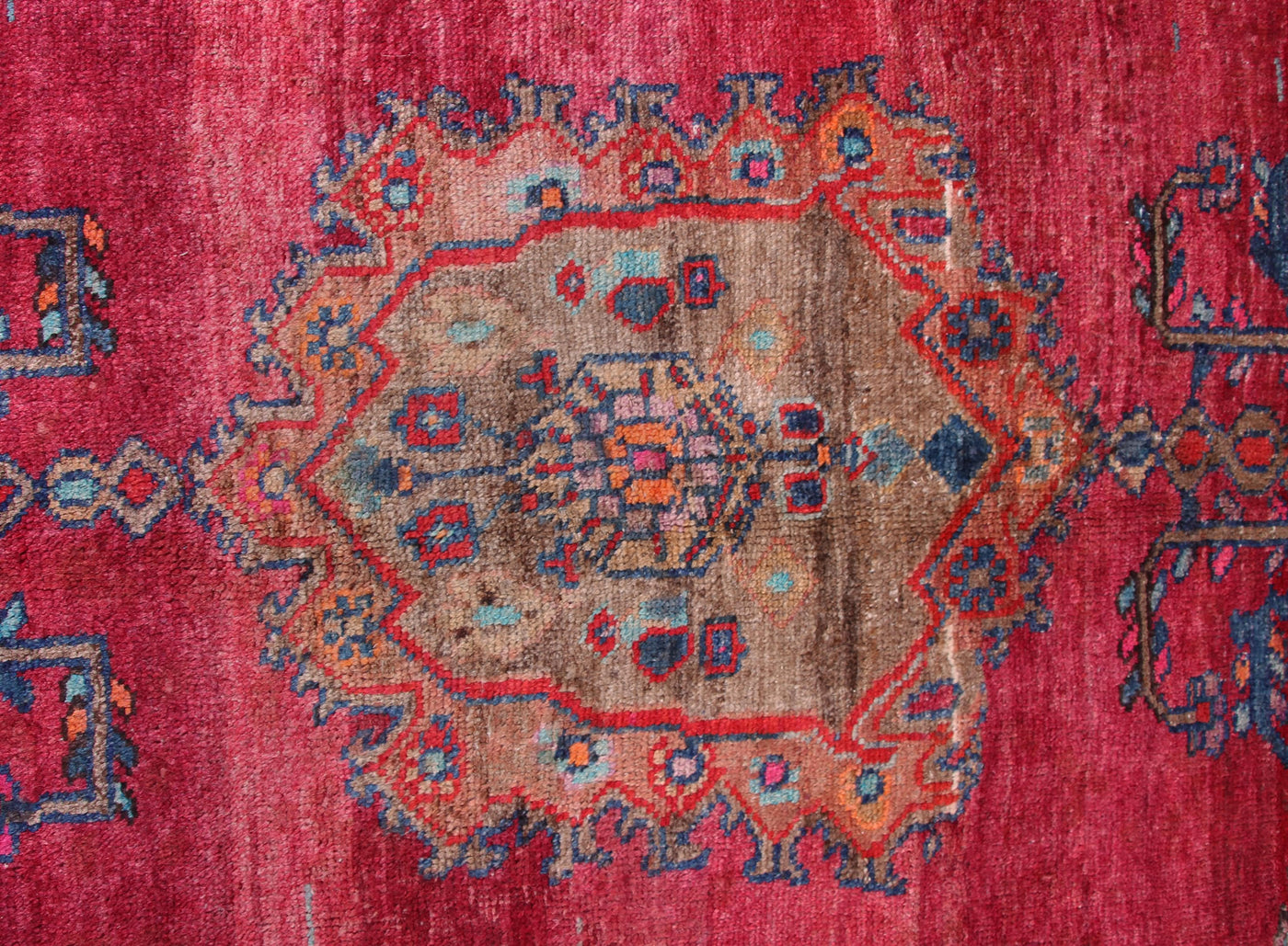 Vintage Lori Persian Rug – Carmine Fade