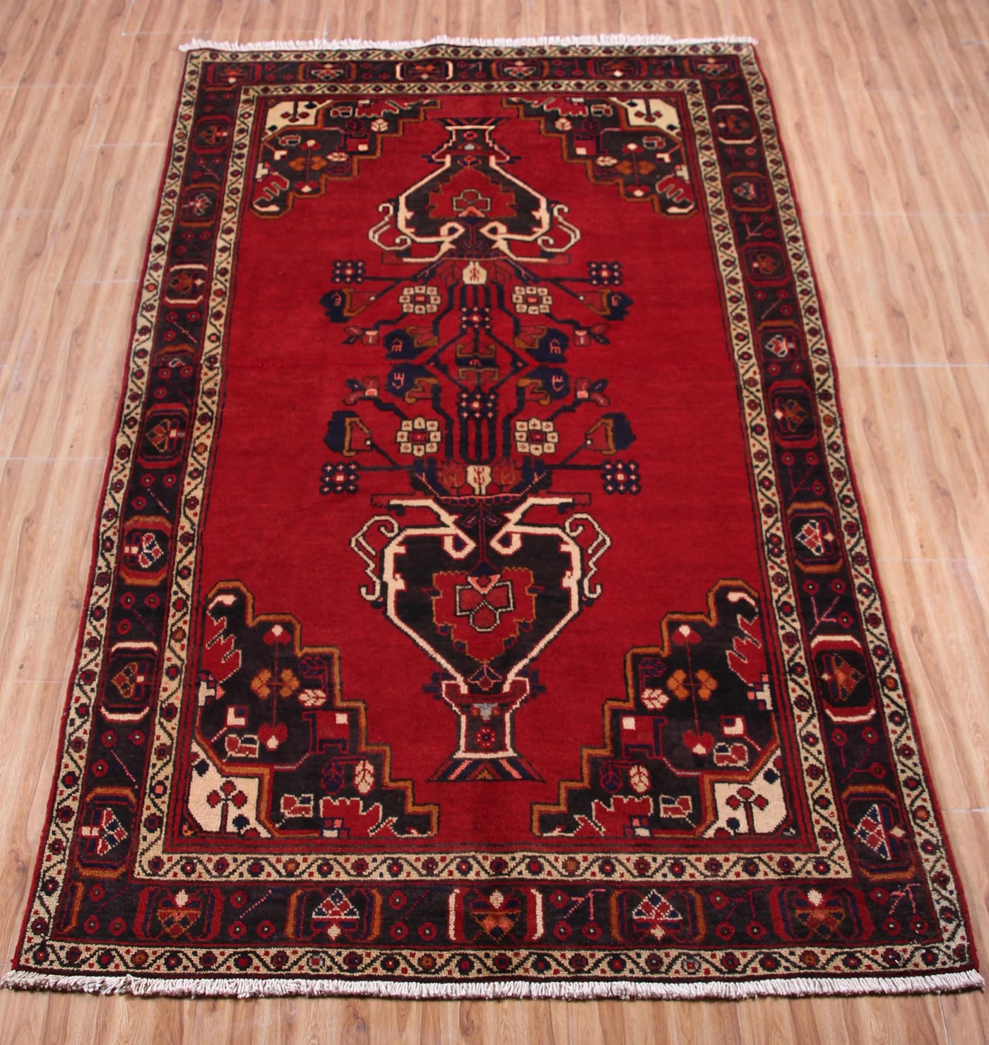 Vintage Lori Persian Rug – Scarlet Drift