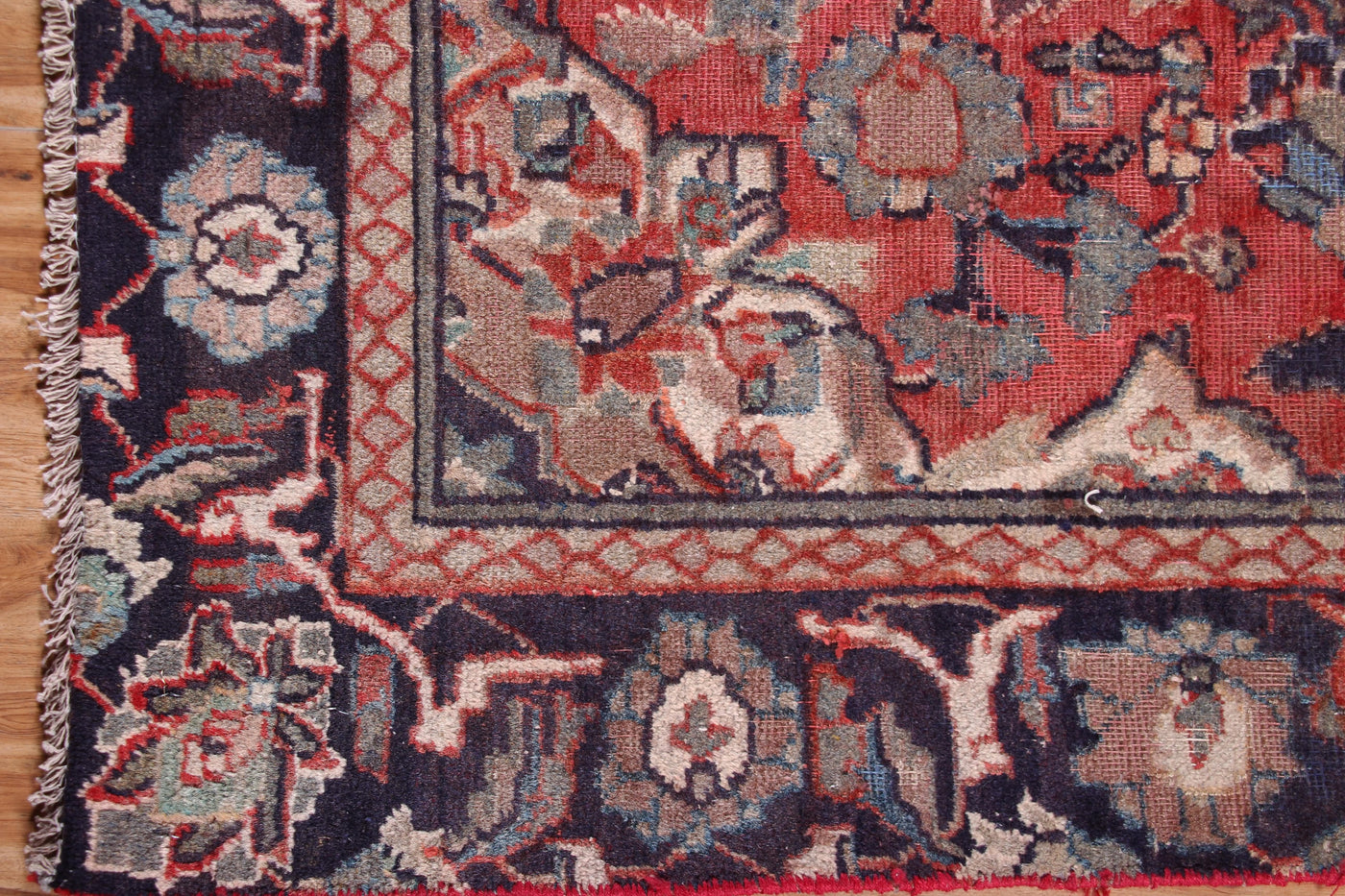 Vintage Kashan Persian Rug – Vermilion Mist