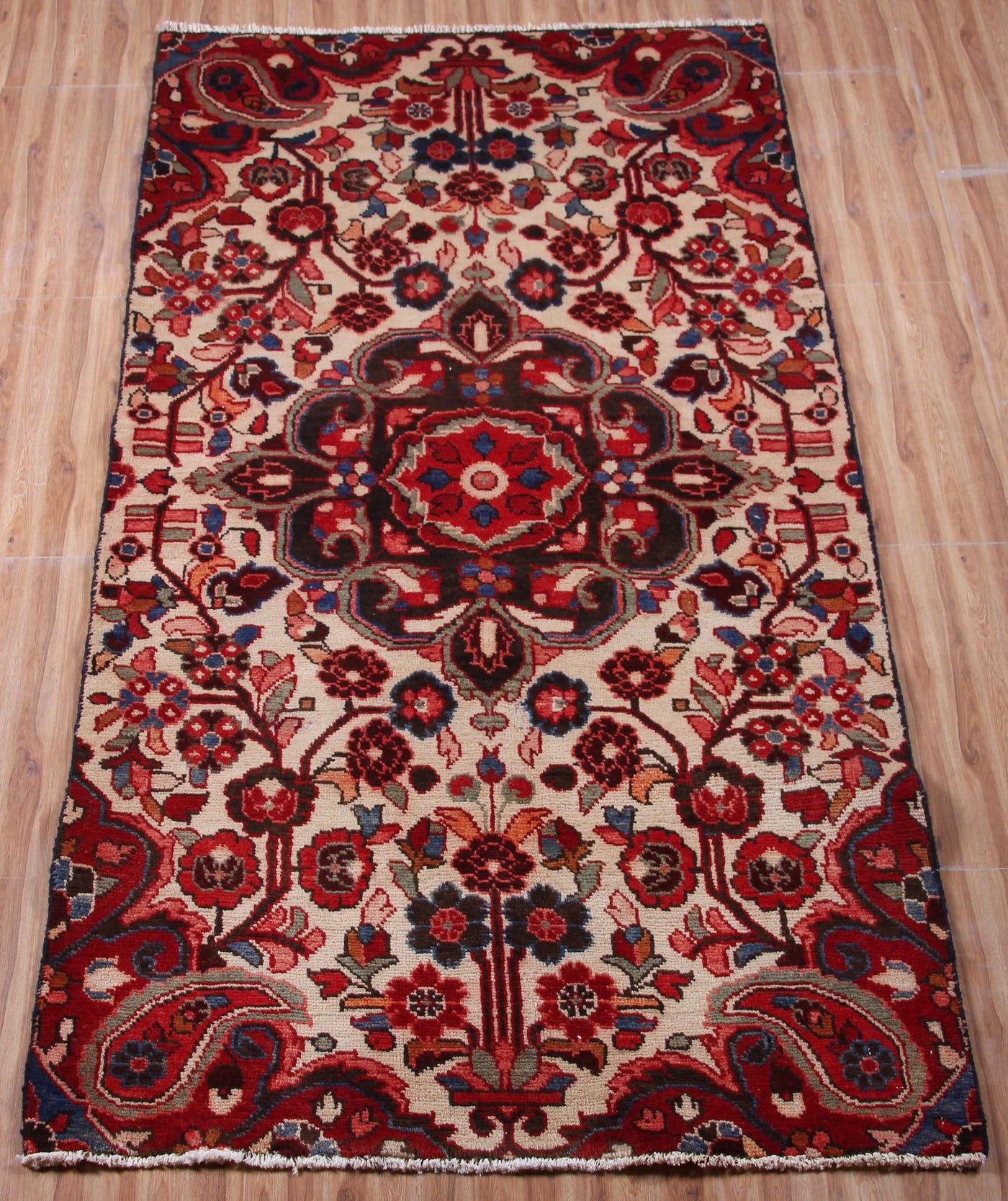Vintage Hamadan Persian Rug – Ruby Star