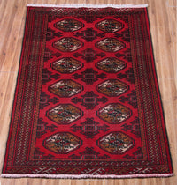 Turkmen Persian Rug, 100 x 142 cm hand knotted vintage wool room view