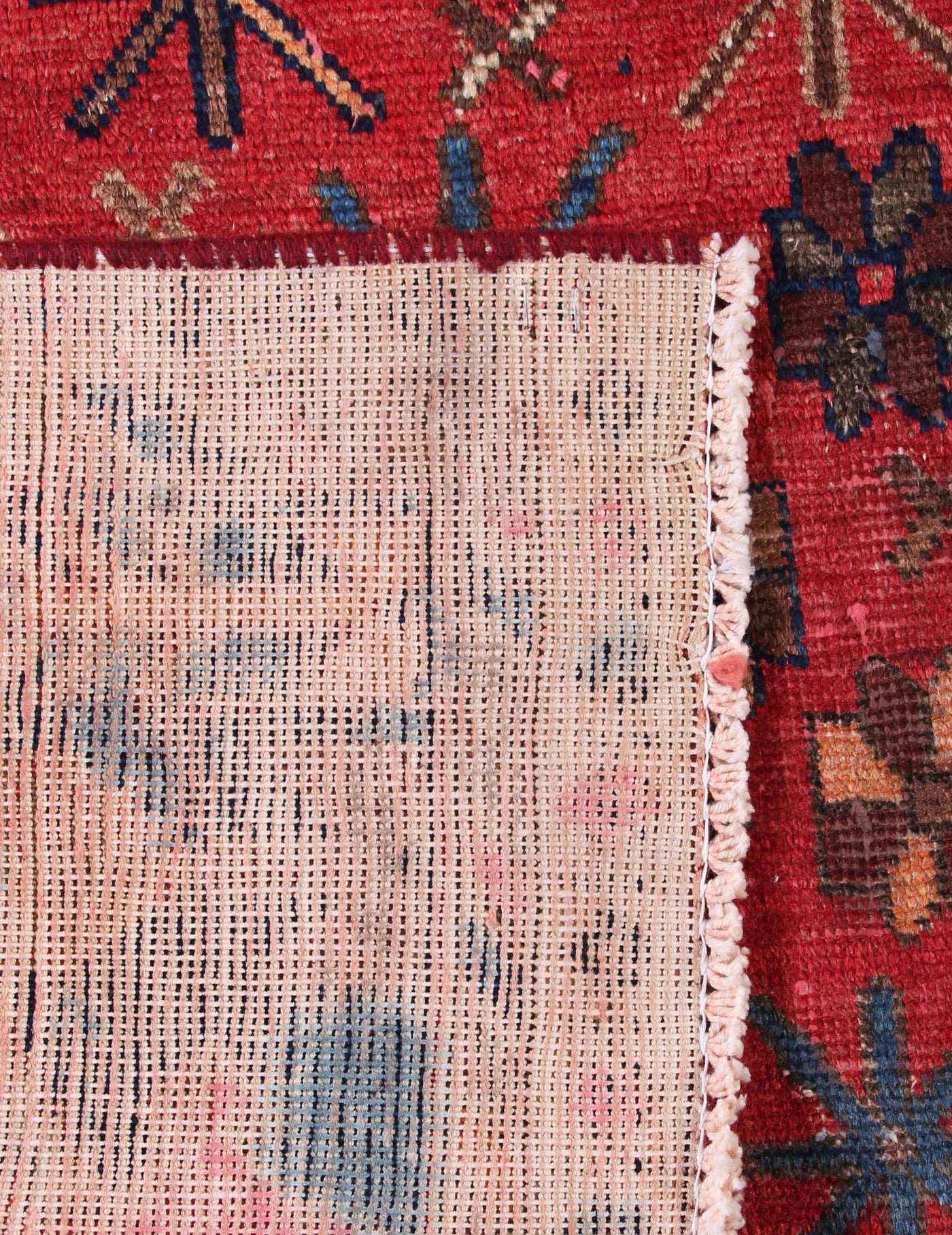 Sirjan Persian Rug, 97 x 150 cm hand knotted vintage wool corner detail