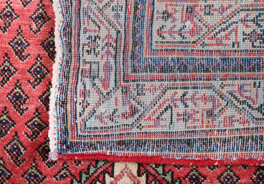 Arak Persian Rug, 105 x 160 cm