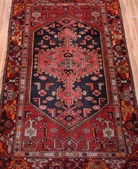 Zanjan Persian Rug, 108 x 190 cm