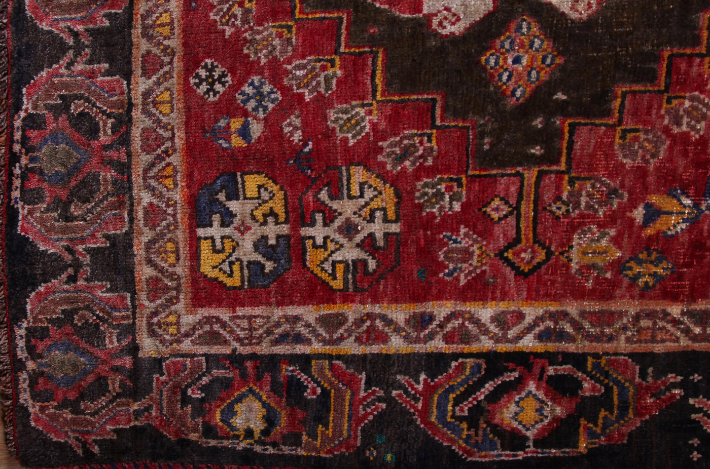 Vintage Shiraz Persian Rug – Shadow Crest