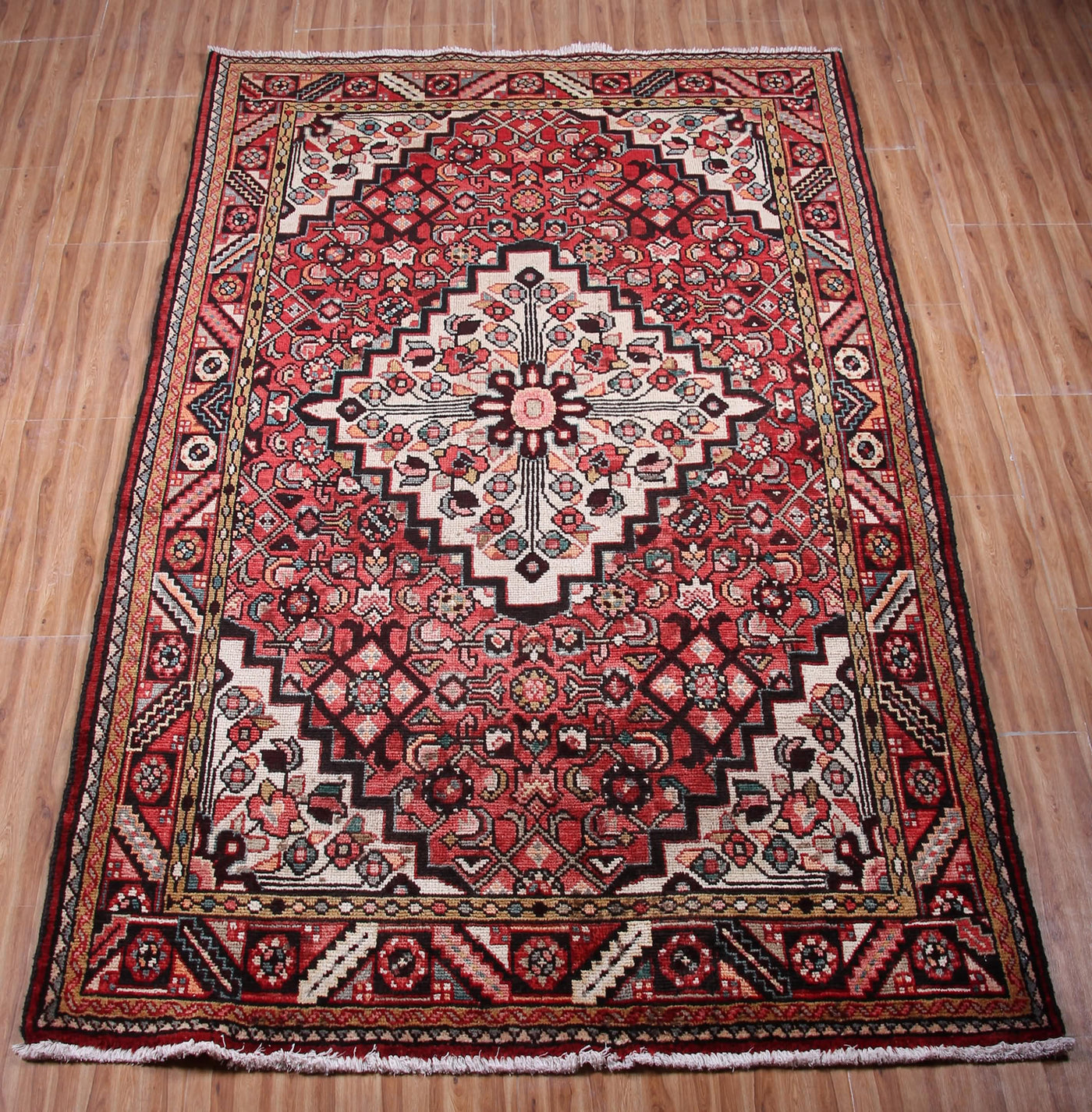 Vintage Hamadan Persian Rug – Bone Mandala