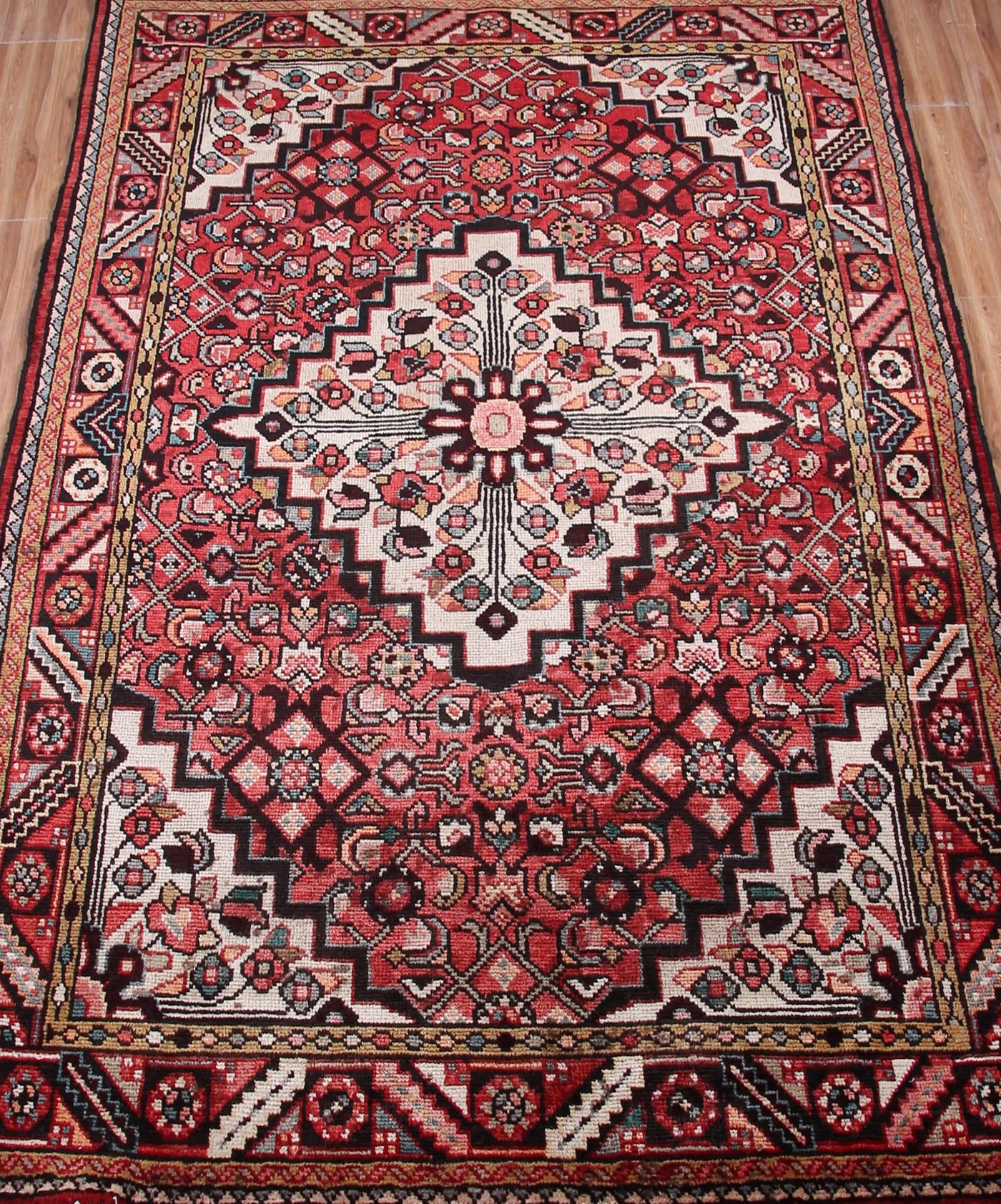 Vintage Hamadan Persian Rug – Bone Mandala