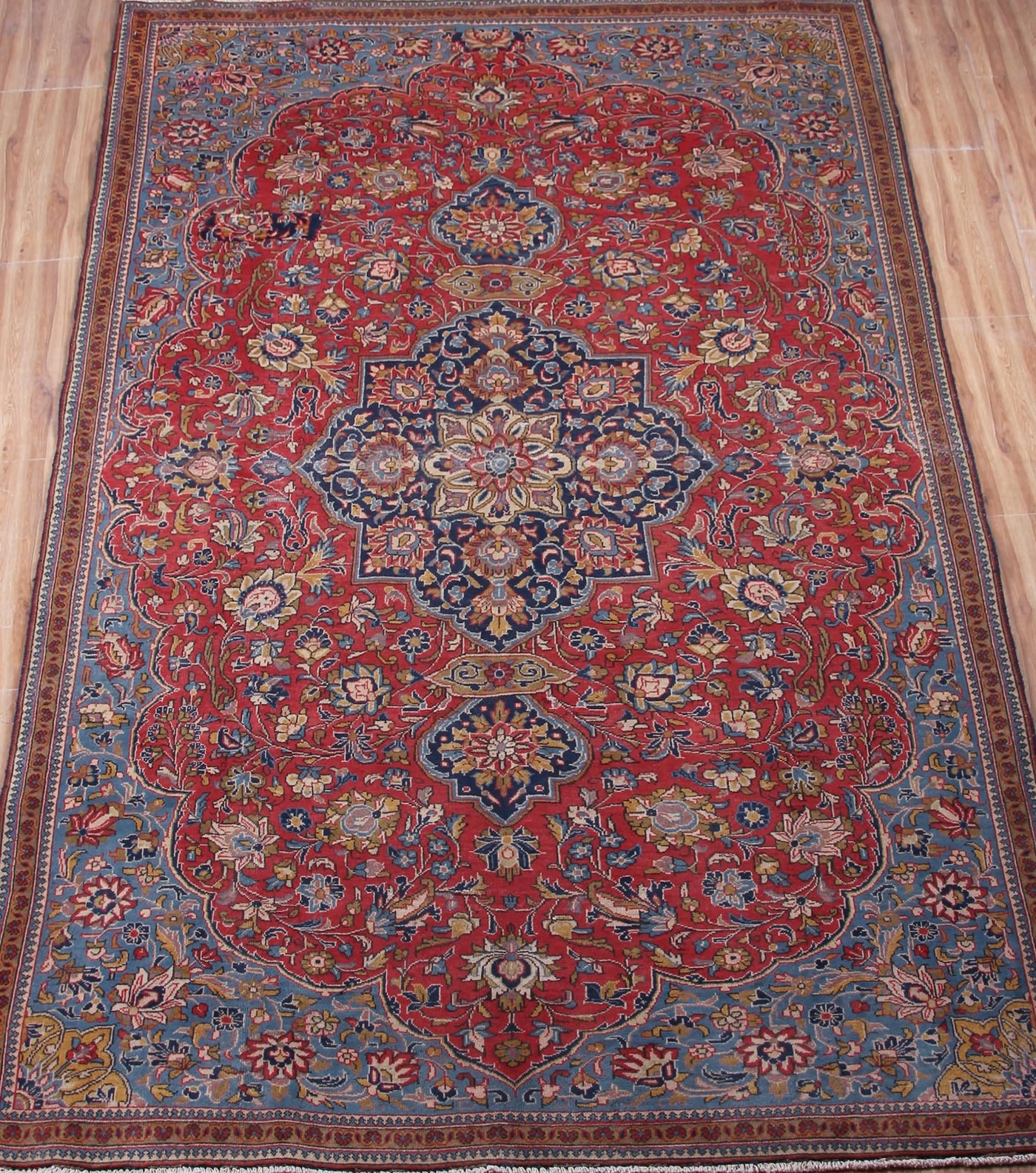 Vintage Sarouk Persian Rug – Cerulean Relic