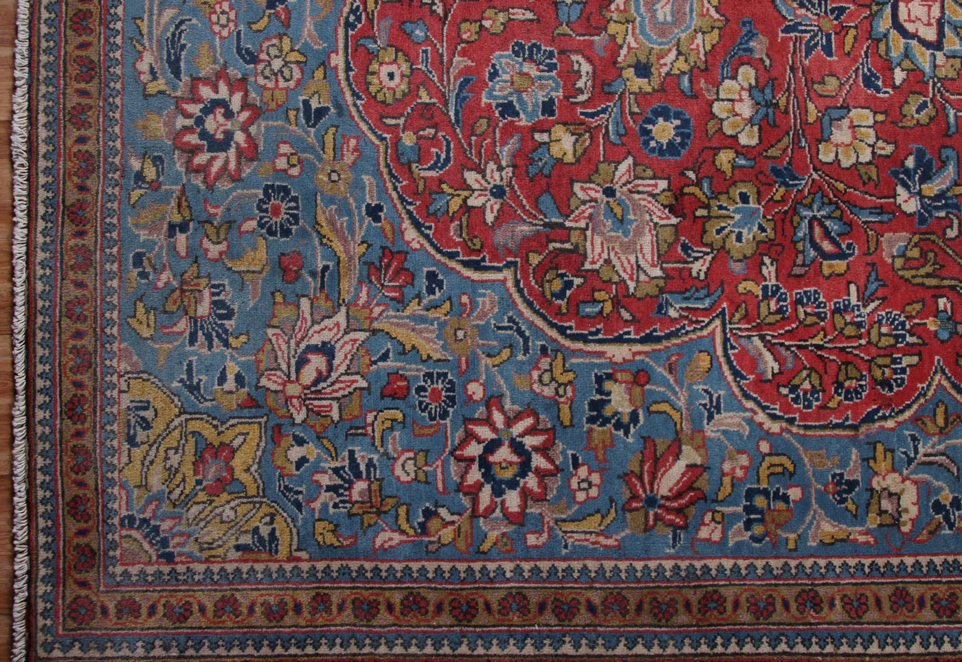 Vintage Sarouk Persian Rug – Cerulean Relic
