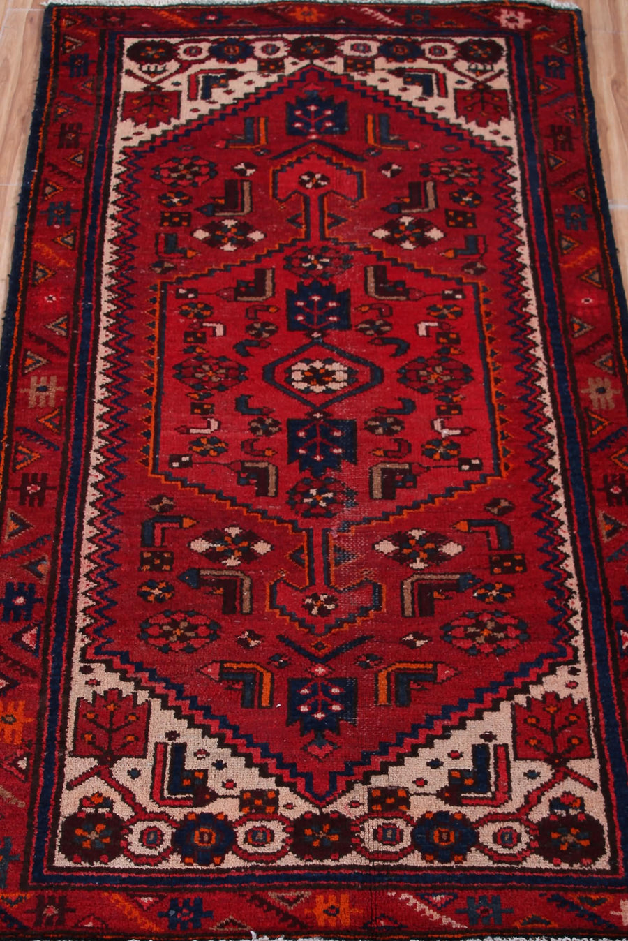 Zanjan Persian Rug, 92 x 200 cm