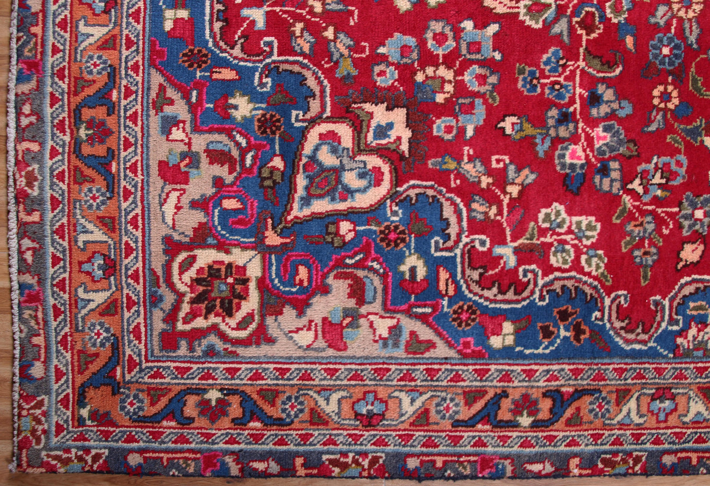 Vintage Sabzevar Persian Rug – Carmine Patina