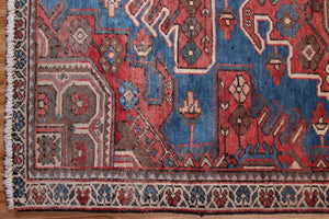 Bakhtiari Persian Rug, 122 x 202 cm