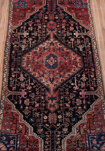Tuyserkan Persian Rug, 105 x 190 cm
