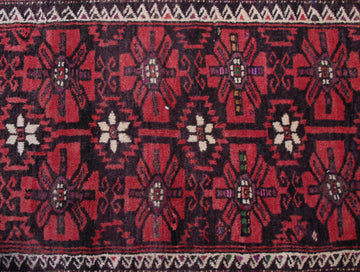 Baluchi Persian Rug, 142 x 237 cm