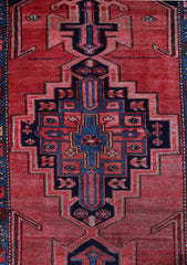 Zanjan Persian Rug, 100 x 182 cm