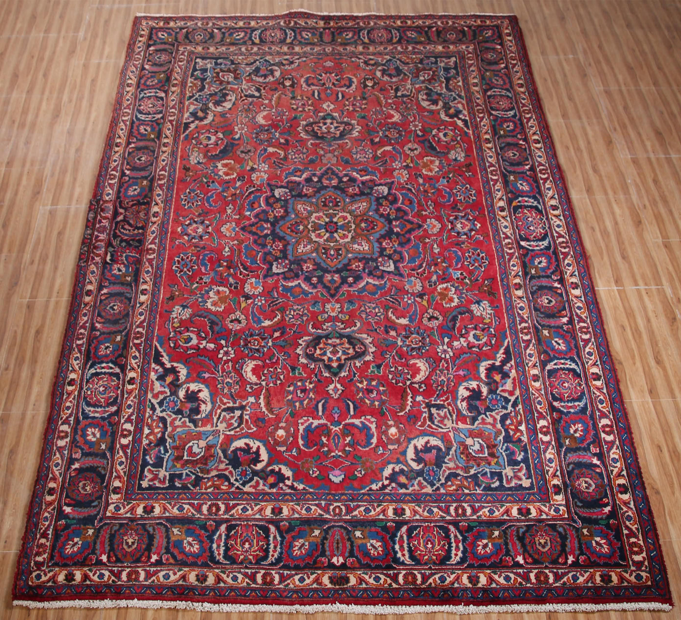 Mashad Persian Rug, 200 x 305 cm