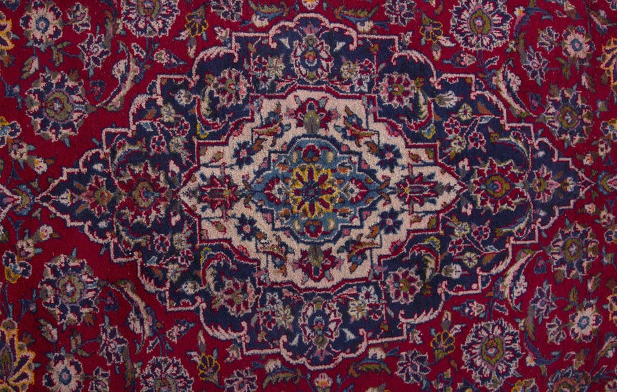 Kashan Persian Rug, 205 X 310 cm