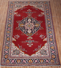 Bakhtiari Persian Rug, 170 x 328 cm (Clearance)